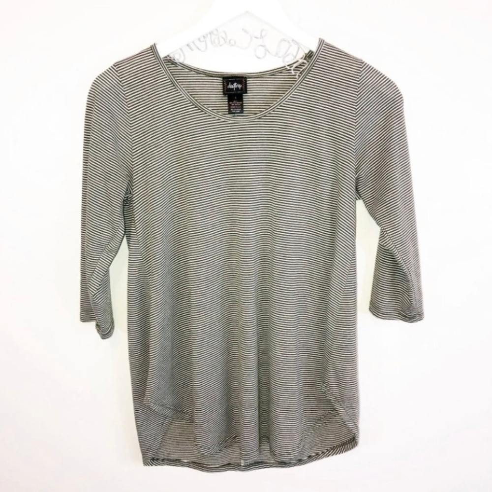 Daytrip Buckle Brand Green White Striped Crew Neck